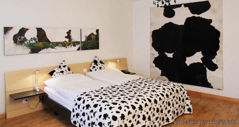 Hotel Roter Turm Solothurn Room photo